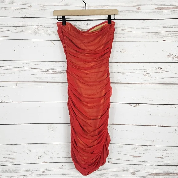 NWT Norma KamaliWalter Red Ruched Strapless Dress